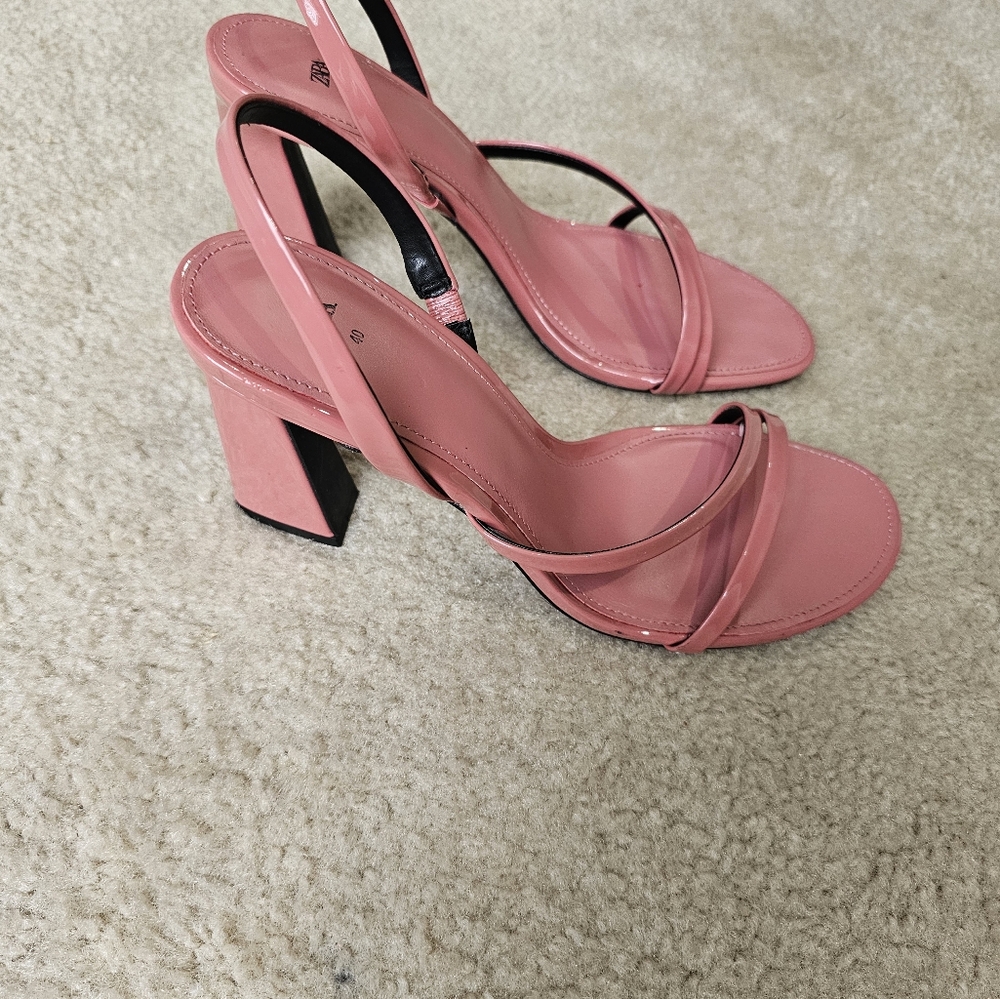ZARA - Picture 3 of 5